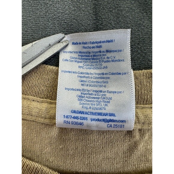 Mount Shasta Sisson Museum TShirt Trout California Men's Medium Tan Fishing Tee - Picture 6 of 8